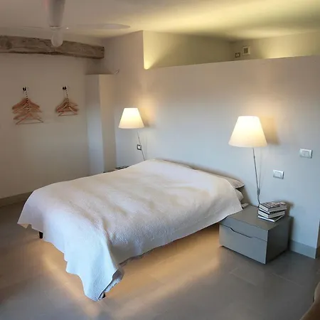 Vignotti Villa *